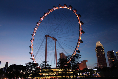 a picture of a ferris wheel